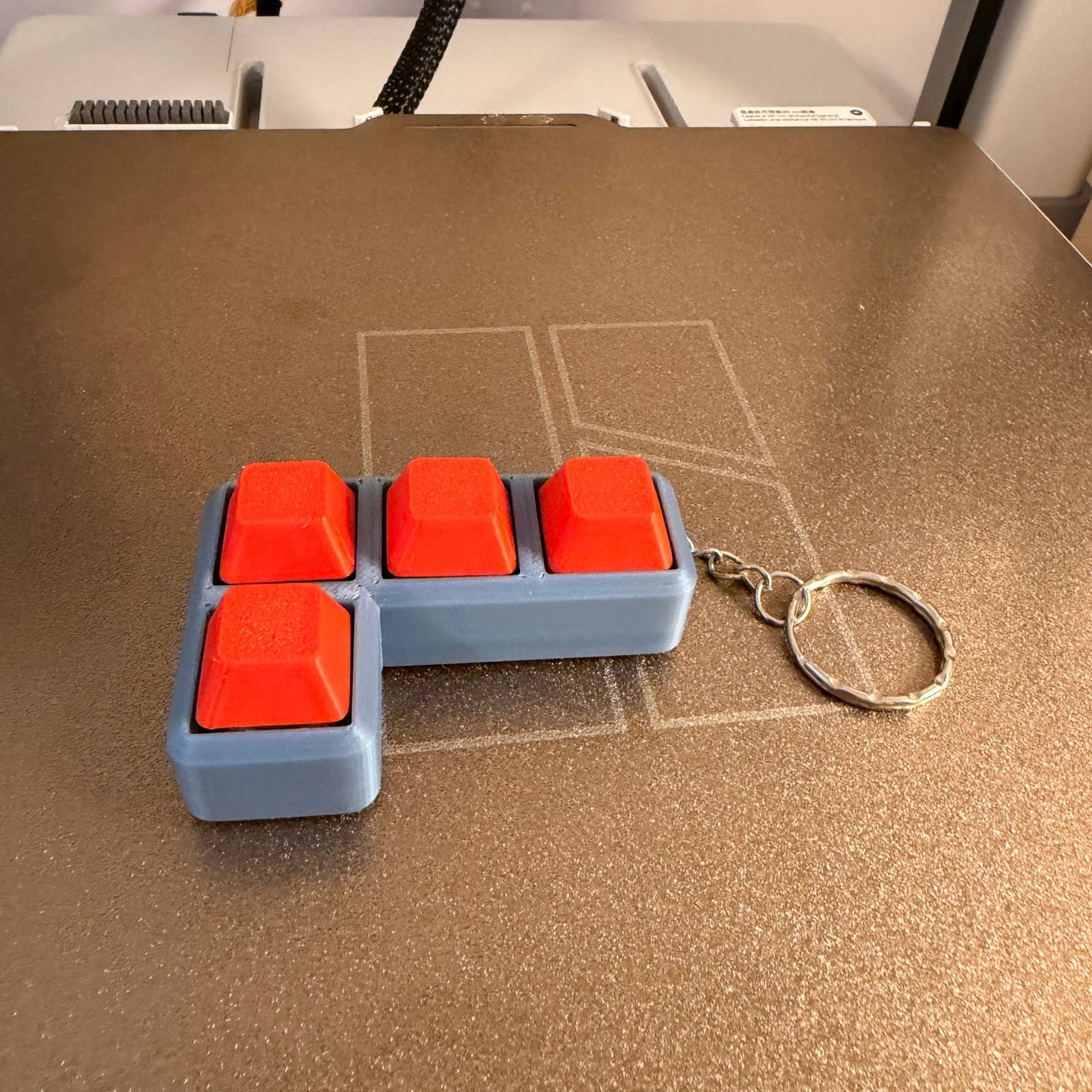 L-Shape Fidget Clicker – Εργονομία & Ικανοποίηση σε κάθε γωνία! 📐✨