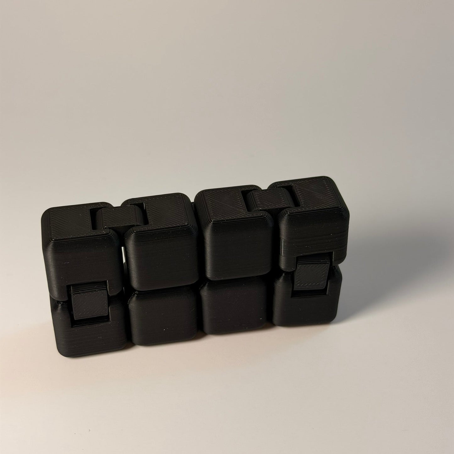 Infinity Cube Fidget – Ο Ατελείωτος Κύβος Χαλάρωσης (Smooth Print-in-Place Edition)