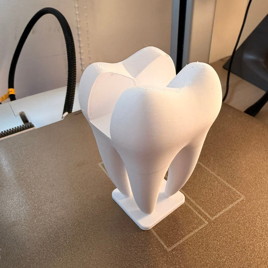 Βάση Επαγγελματικών Καρτών "The Dental Tooth" – Minimal & Professional