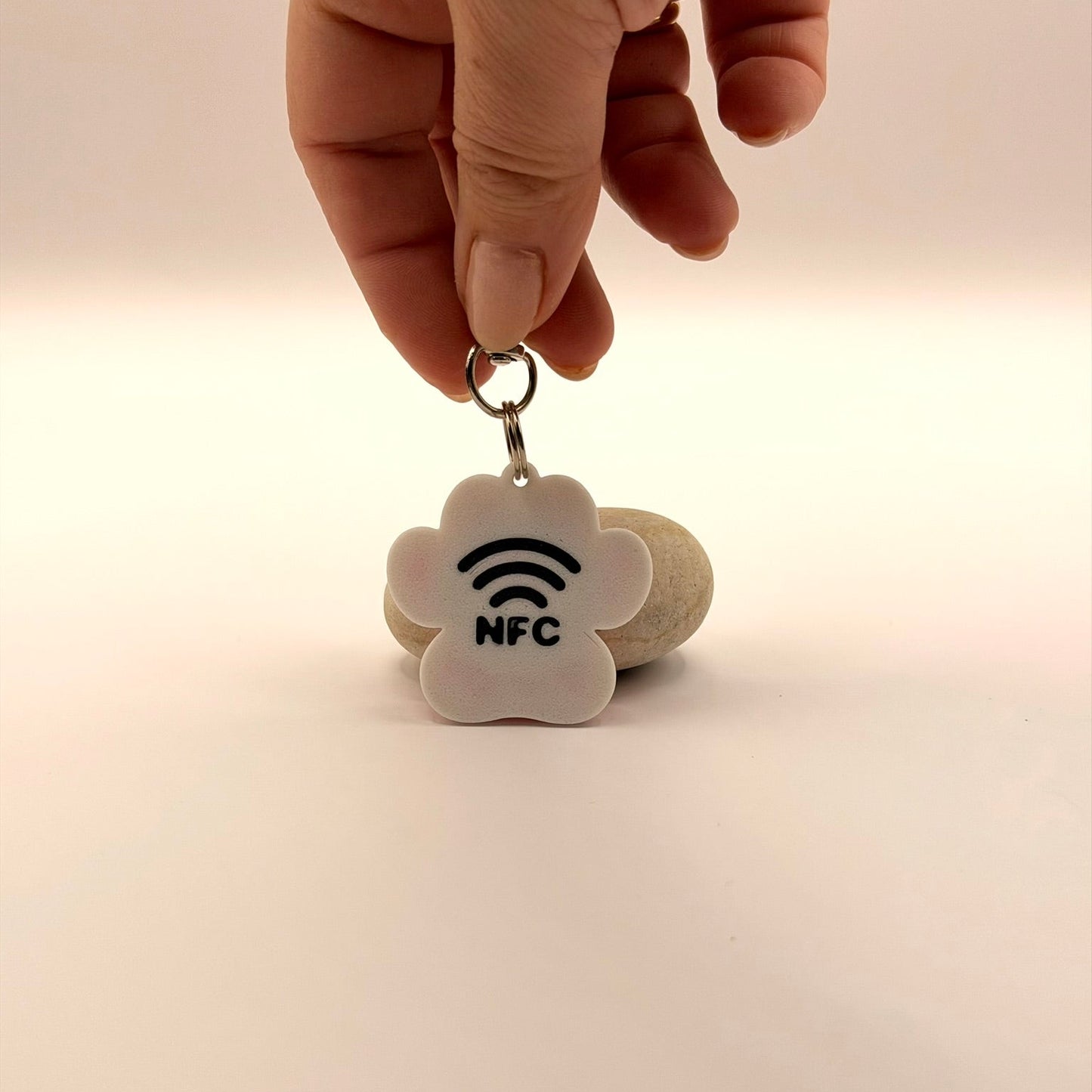 Έξυπνη Ταυτότητα Σκύλου ή Γάτας "Pet-Safe" – NFC Μπρελόκ σε Σχήμα Πατούσας