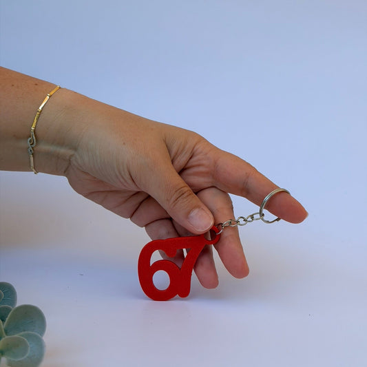 Viral "67" Lifestyle Keychain & Backpack Charm – Urban Αισθητική στο Στυλ σας