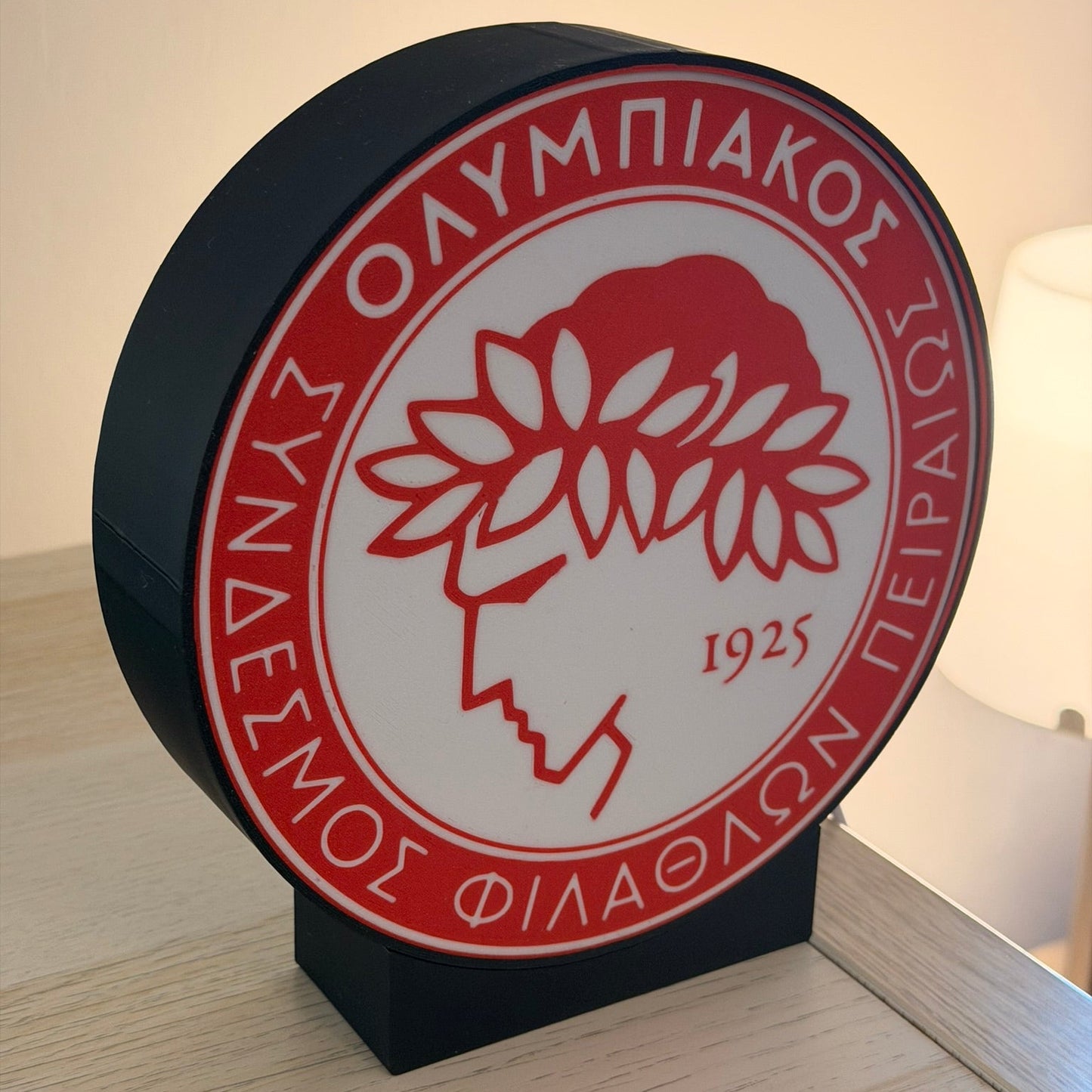3D Printed Stand σήμα Ολυμπιακός (18x17cm) με Stand & Υποδοχή Τοίχου