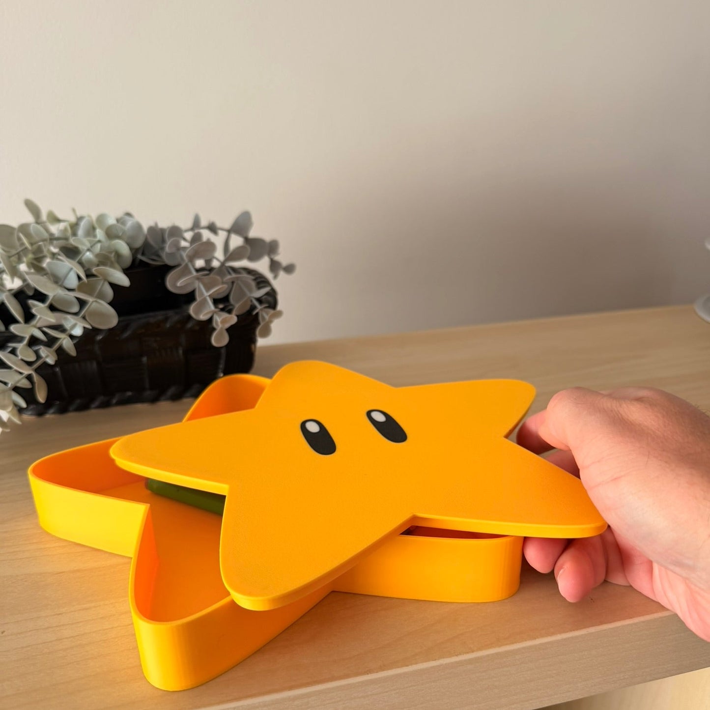 3D Printed Super Mario Star Stand & Κουτί Αποθήκευσης